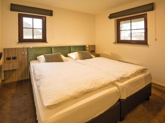 Holiday Resort Van Der Valk, Linstow Dobbin-Linstow Экстерьер фото