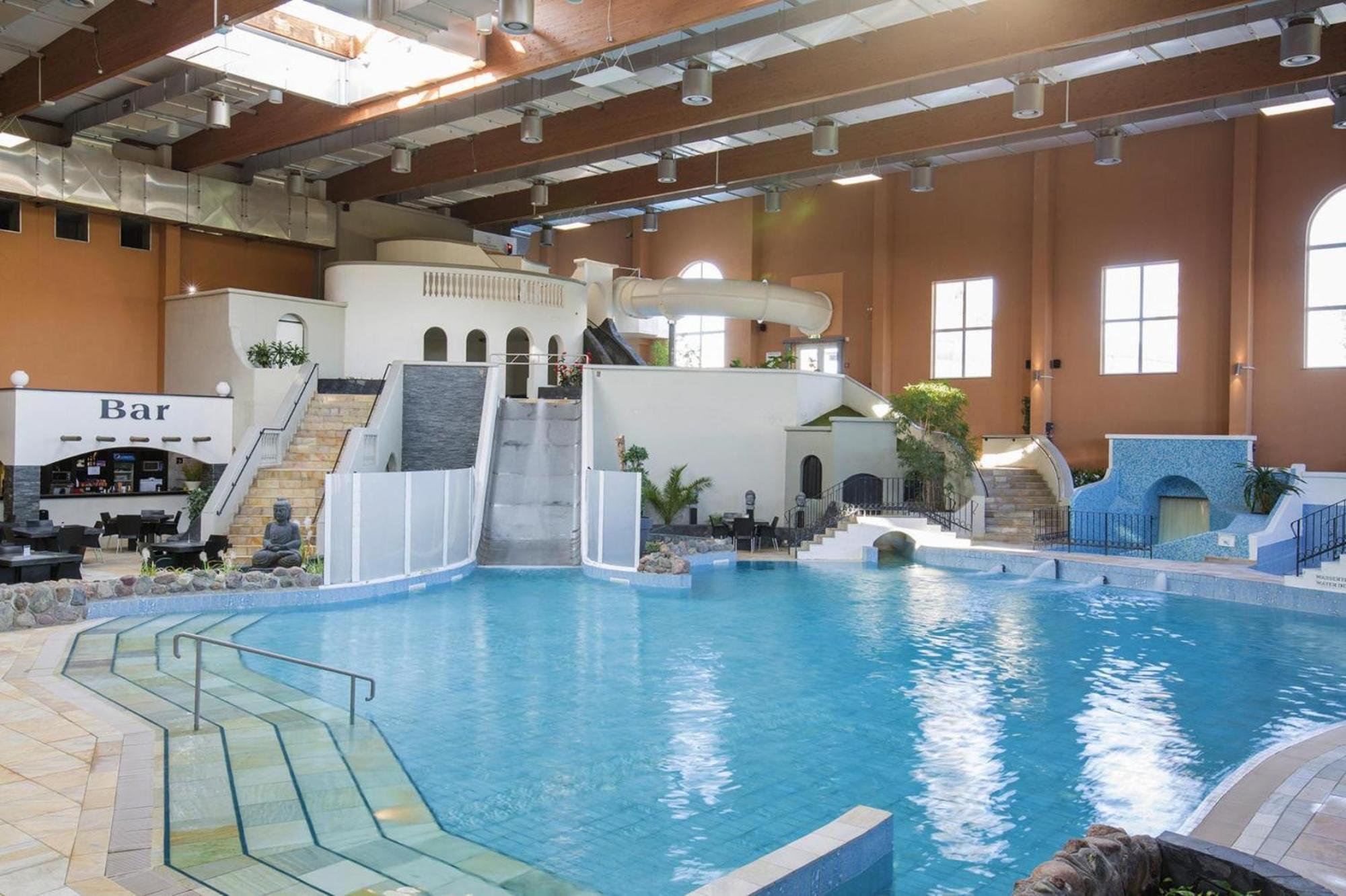 Holiday Resort Van Der Valk, Linstow Dobbin-Linstow Экстерьер фото